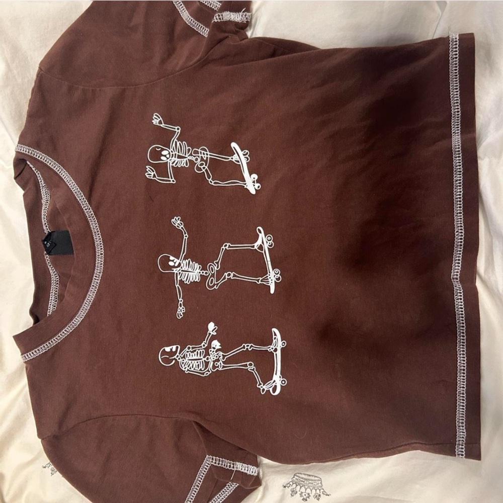 Brown T-Shirt Skeleton Skateboarders